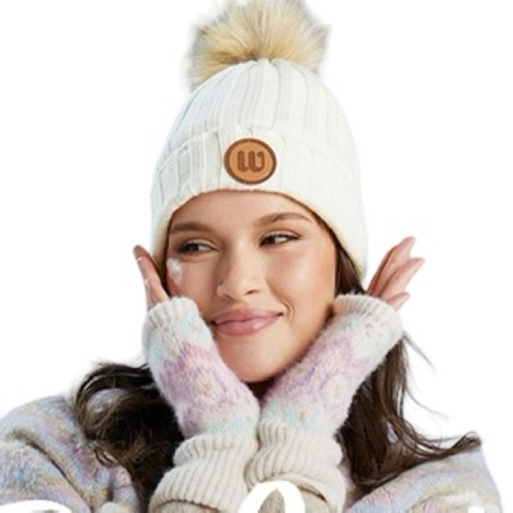 W by Wantable Cream Fleece Lined Knit Beanie Winter Hat with Brown Fur Pom Pom
